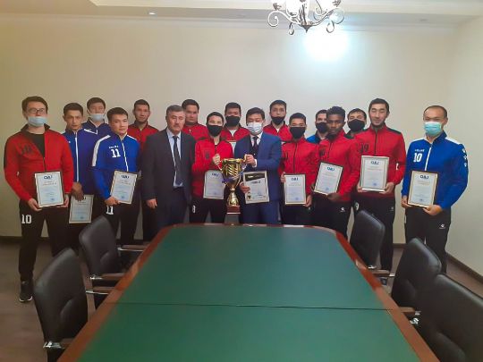 Футбольная команда АО «НК «QAZAVTOJOL» заняла 2 место в суперлиге любителей футбола г.Нур-Султан