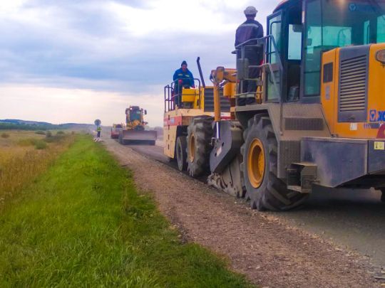 На участке автодороги «Кокшетау-Атбасар» апробировали технологию стабилизатора «Acrosoil»