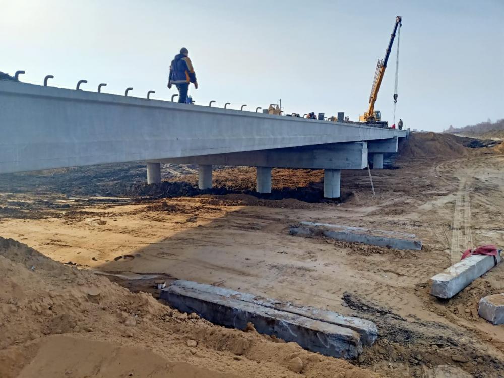 Проводится капитальный ремонт моста через р.Бармаши а/д «Петропавловск-Соколовка-гр. РФ»  