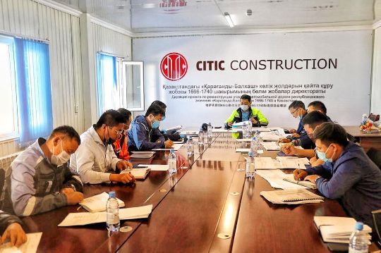 Председатель правления АО "НК "QAZAVTOJOL" Улан Алипов посетил проекты реконструкции автомобильной дороги по направлению «Мерке-Бурылбайтал-Балхаш-Караганда»