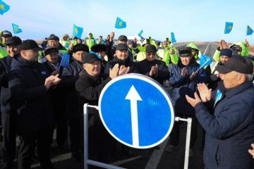 На участке автодороги Актобе – Карабутак – Улгайсын завершен первый этап реконструкции протяженностью 28 км и открыто движение транспорта