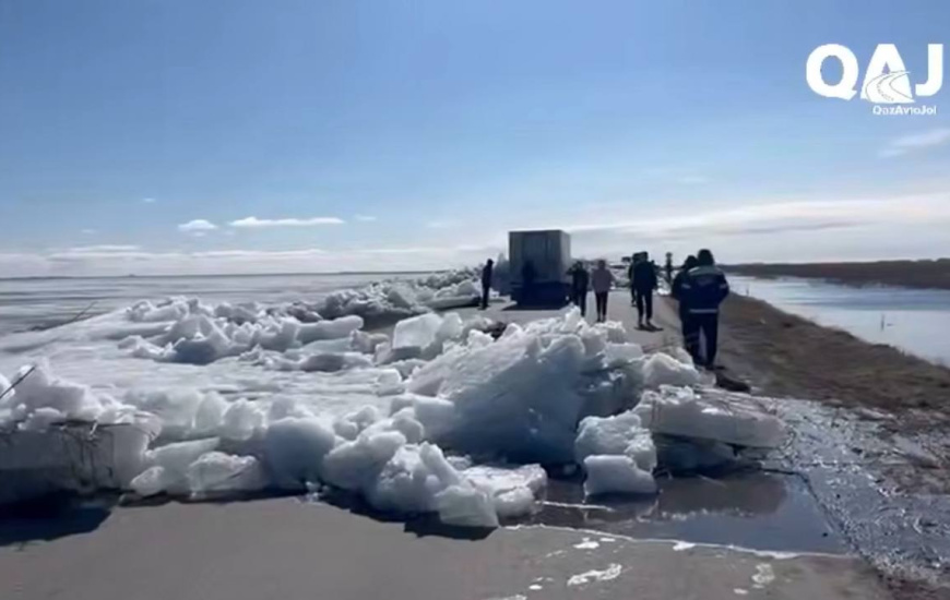 Лед пошел… на дорогу: весенний «дрифт» от озера Вишневого