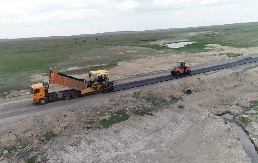 Активные работы развернулись на отрезке трассы «Калкаман-Баянаул-Умиткер-Ботакара» в Карагандинской области