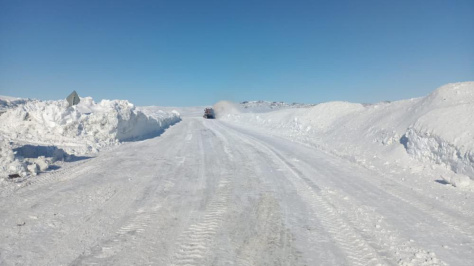 Ведутся работы по очистке снега на автодороге "Кандыагаш-Эмба-Шалкар-Иргиз"